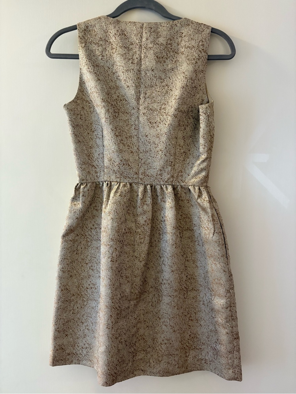 Ark & Co Metallic Cream and Gold Textured Dress - Picture 2 of 4